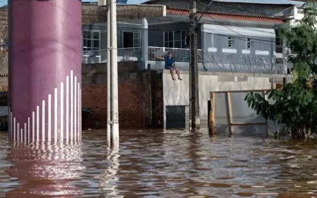 巴西暴雨引发洪灾超130万人受灾